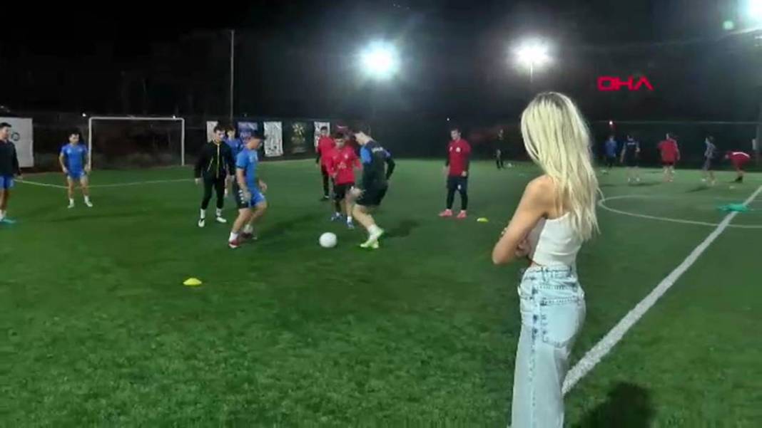 Futbol oynarken güzellik kraliçesi seçildi, şimdi de kulüp başkanı oldu! Hem oynuyor, hem yönetiyor 20